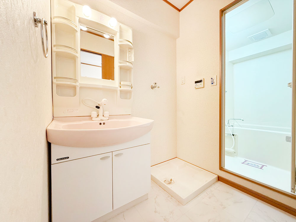 洗面所、洗濯機置き場