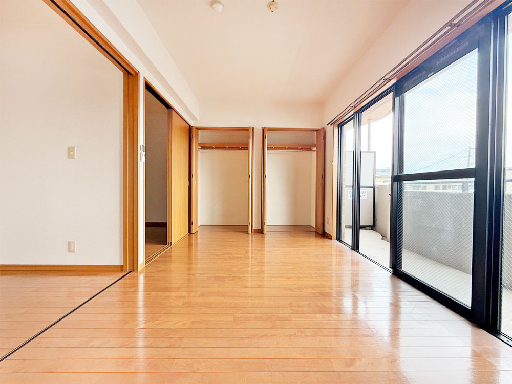 リビング 収納内部