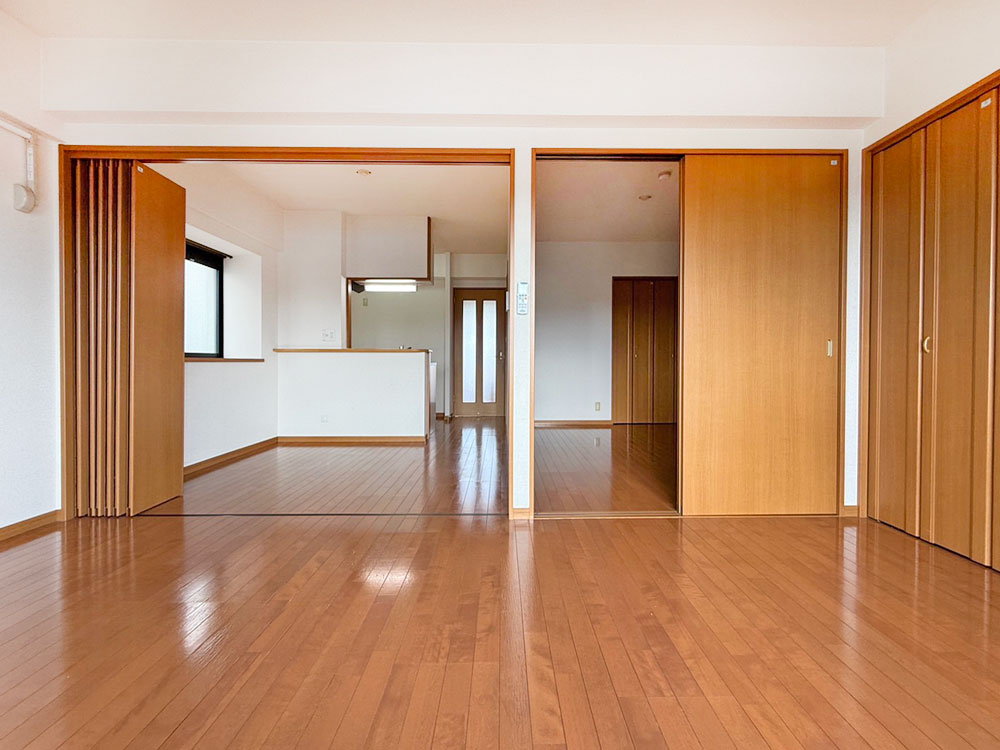 LDK 可動間仕切り、引き戸を全て開けた場合