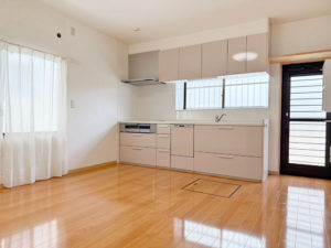 台所、床下収納