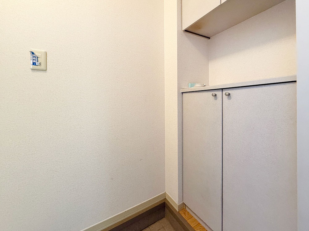 玄関シューズボックス