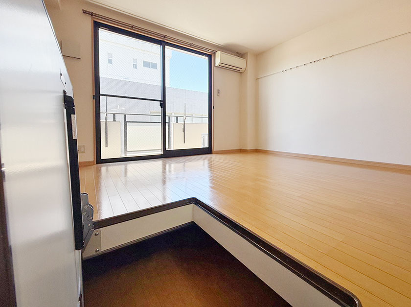 303room6